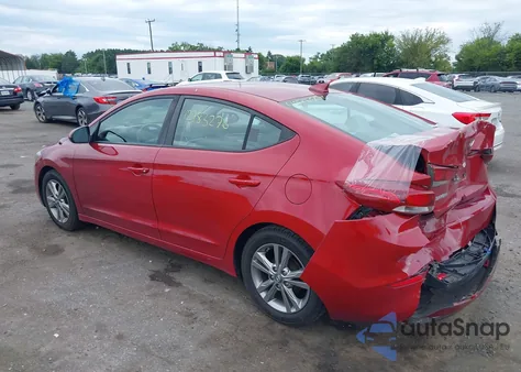 2017 Hyundai Elantra Se z USA, uszkodzony, nr VIN KMHD84LF1HU144061